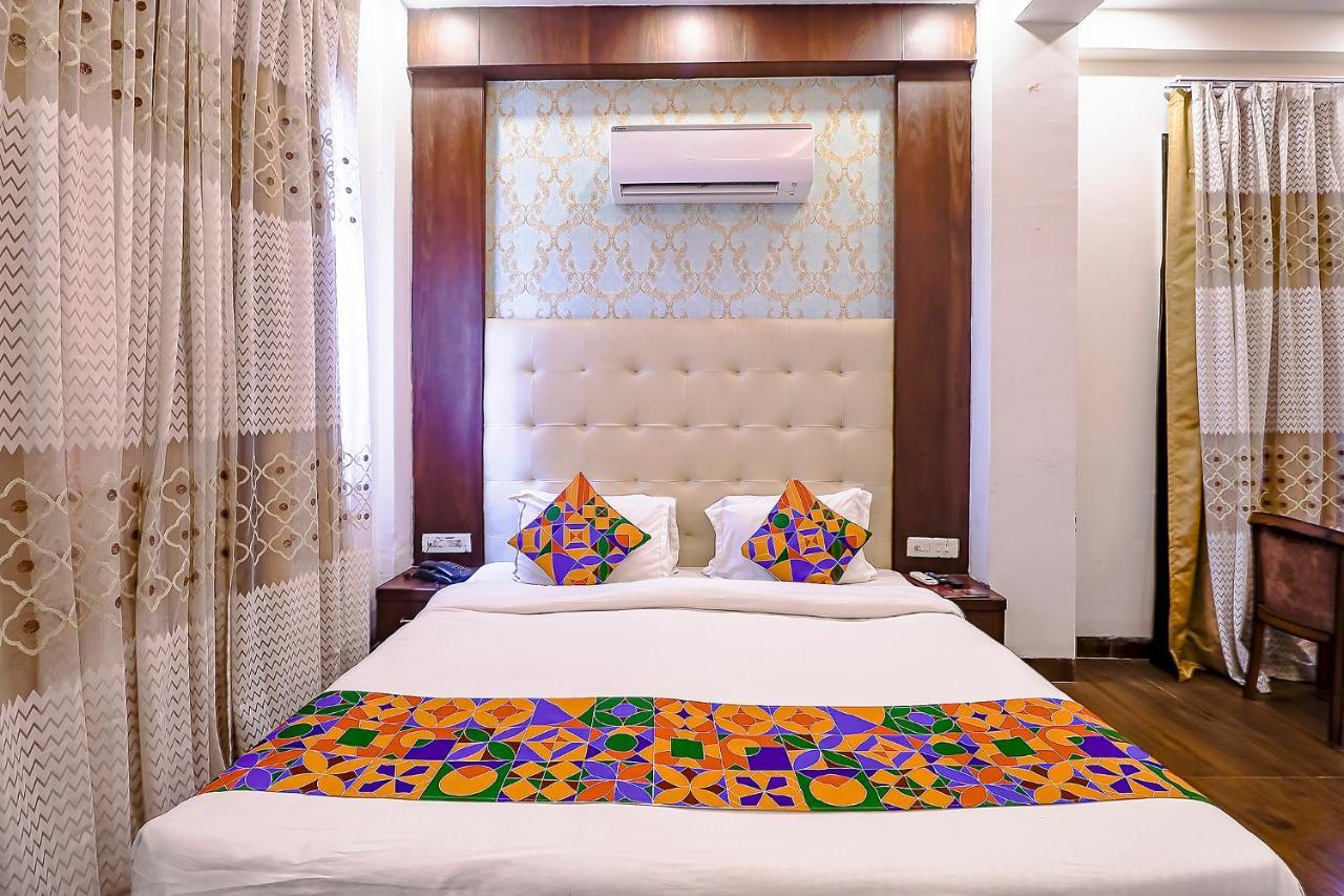 Fabhotel Swess Grand Agra (Uttar Pradesh)